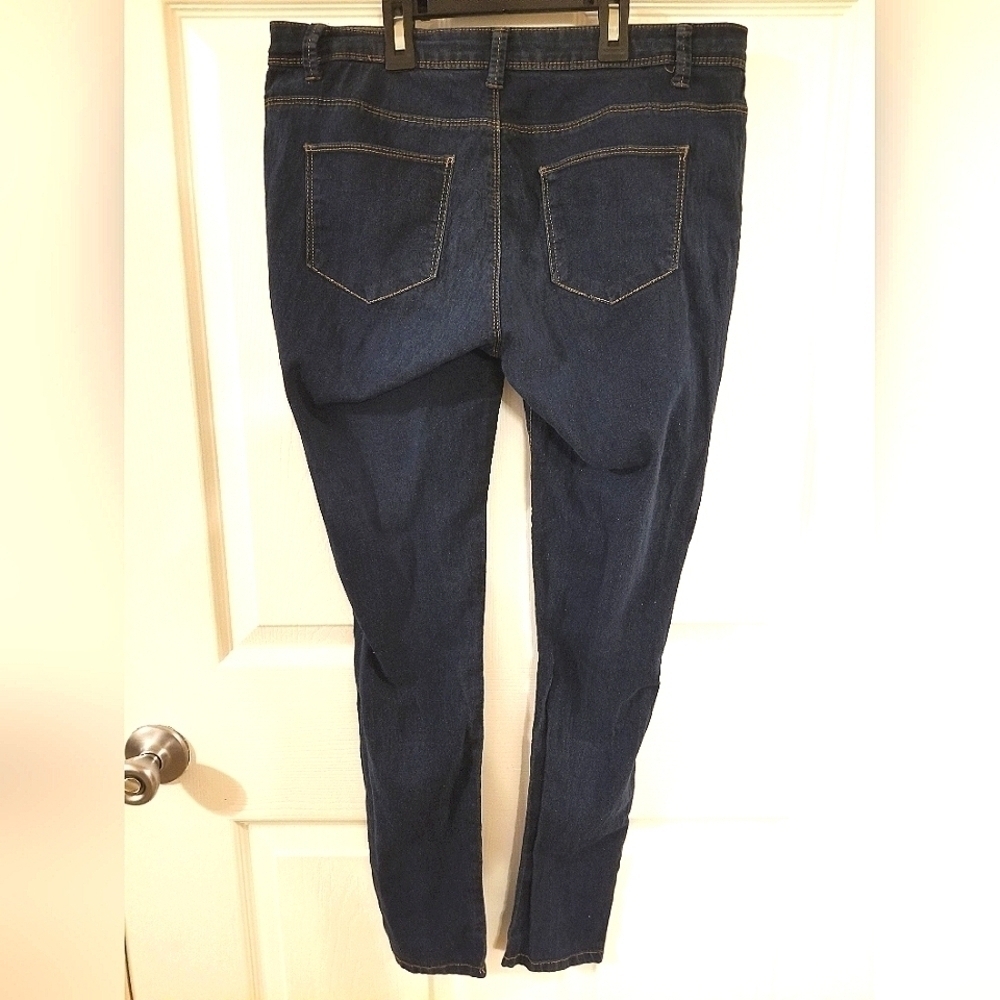 Denim&Co Jeans - Picture 2 of 3